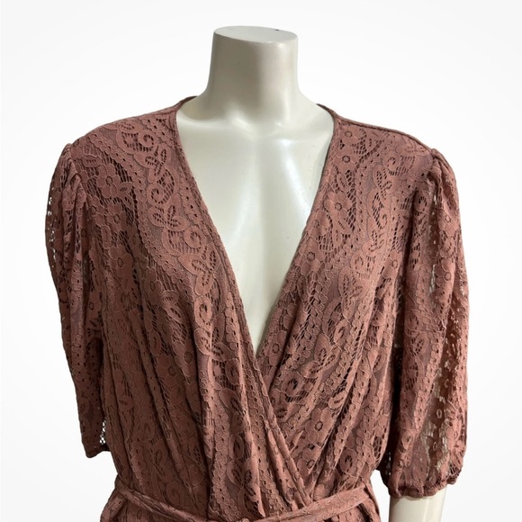 NWTCity Chic Dress Womens plus size
XXL Brown Crossover Floral Lace
Short Sleeve - Picture 5 of 10